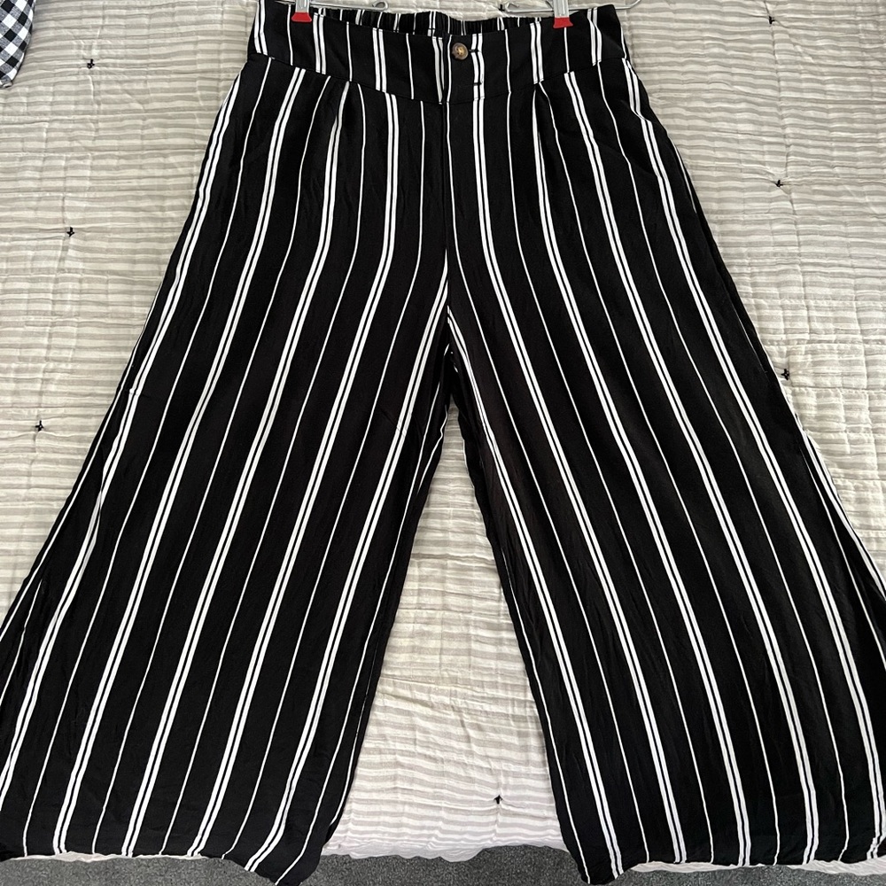 Hollister striped pant